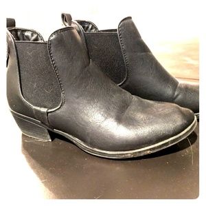 Madden Girl Chelsea Boots